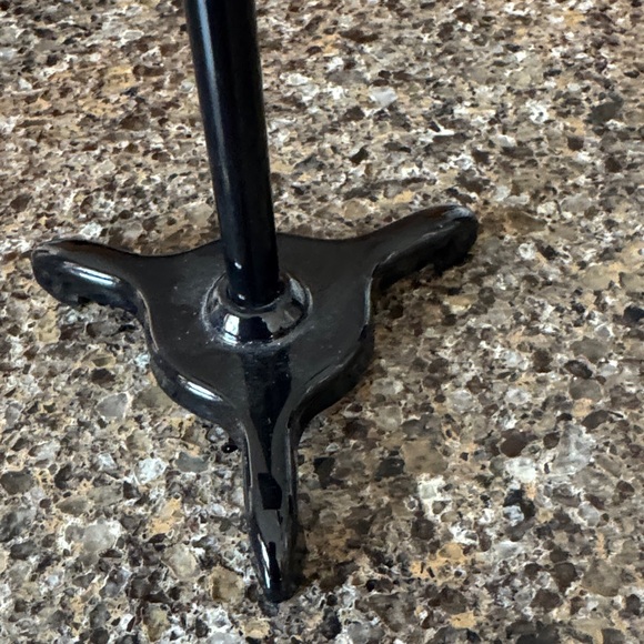 American Girl Doll Musical Instrument Set - Stand, Flute, Chart and 2 books - Picture 4 of 11